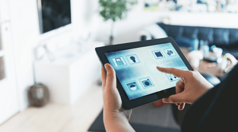 EN LIEN AVEC LA VILLE ET LE MONDE EN LIEN AVEC LA VILLE ET LE MONDE